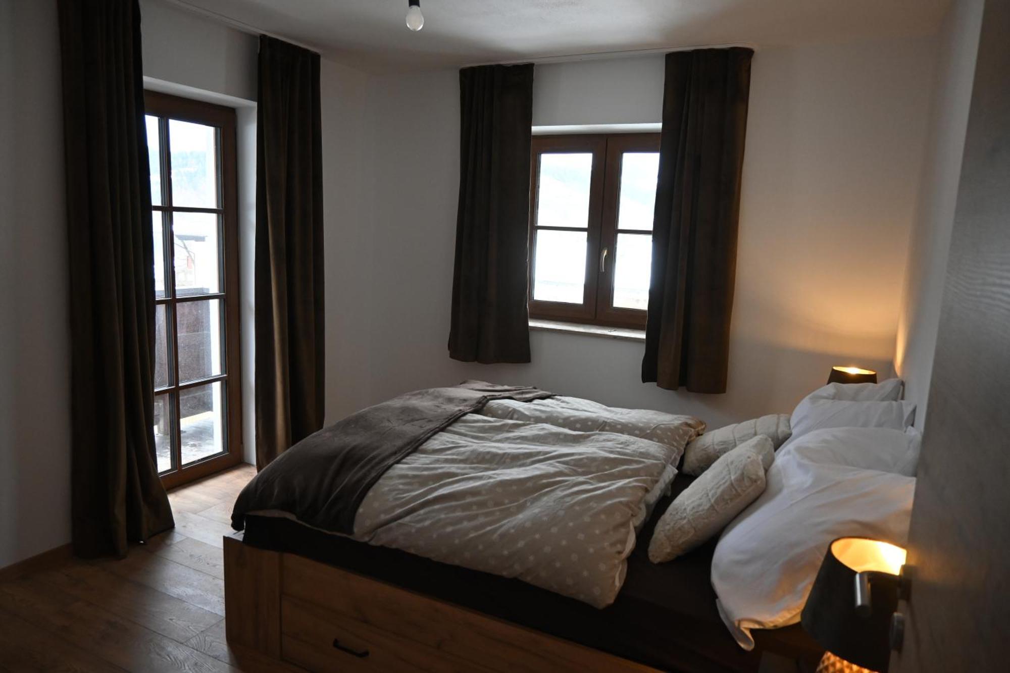 נידראו Nicky Apartments And Studios מראה חיצוני תמונה