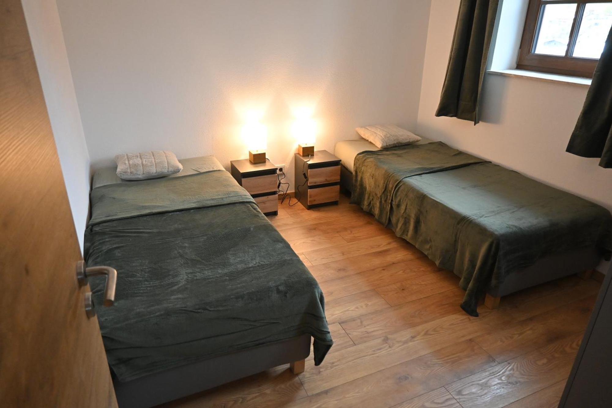 נידראו Nicky Apartments And Studios מראה חיצוני תמונה