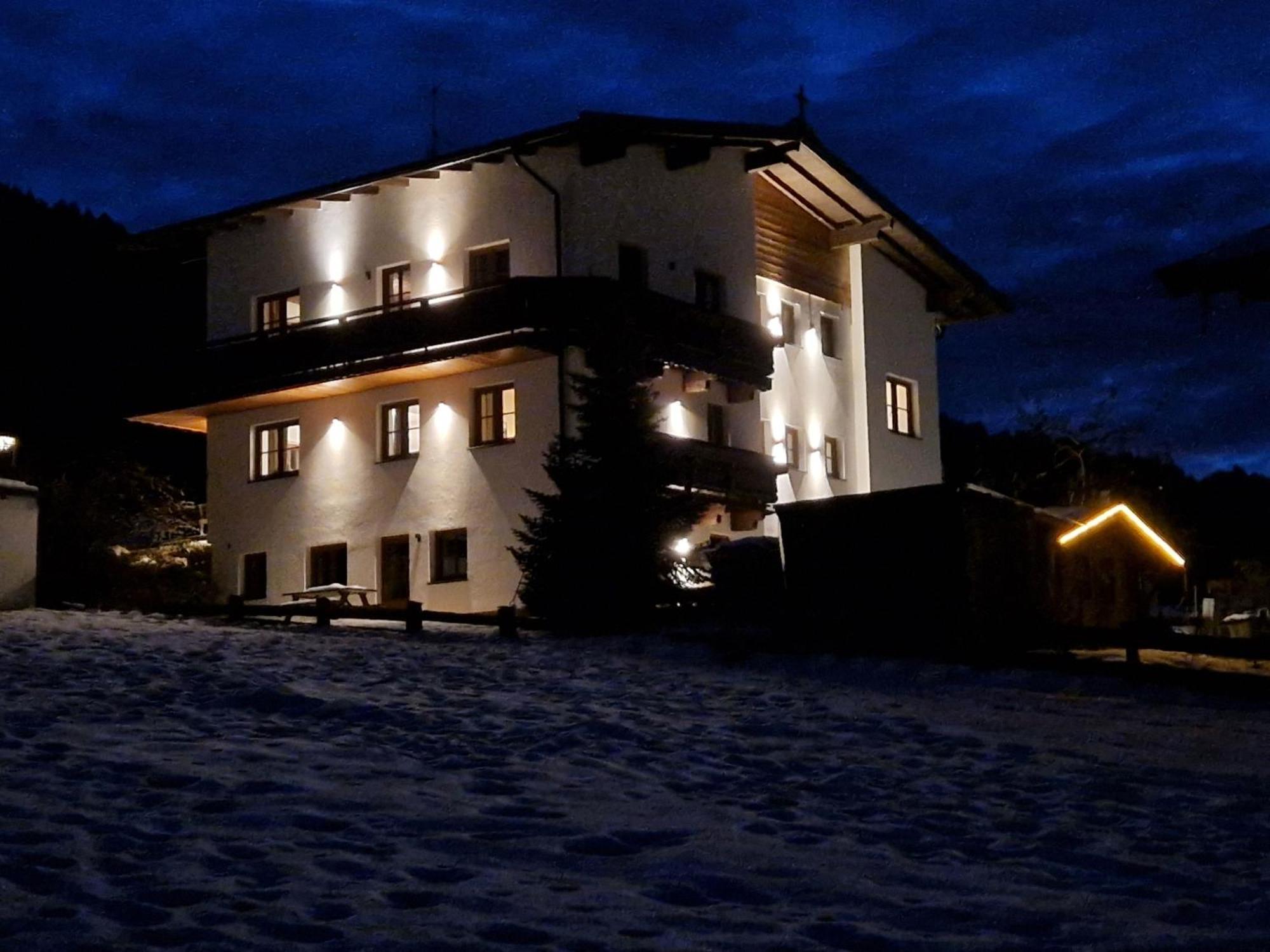 נידראו Nicky Apartments And Studios מראה חיצוני תמונה